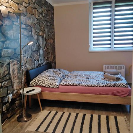 Dési apartman Kaposvar Bagian luar foto