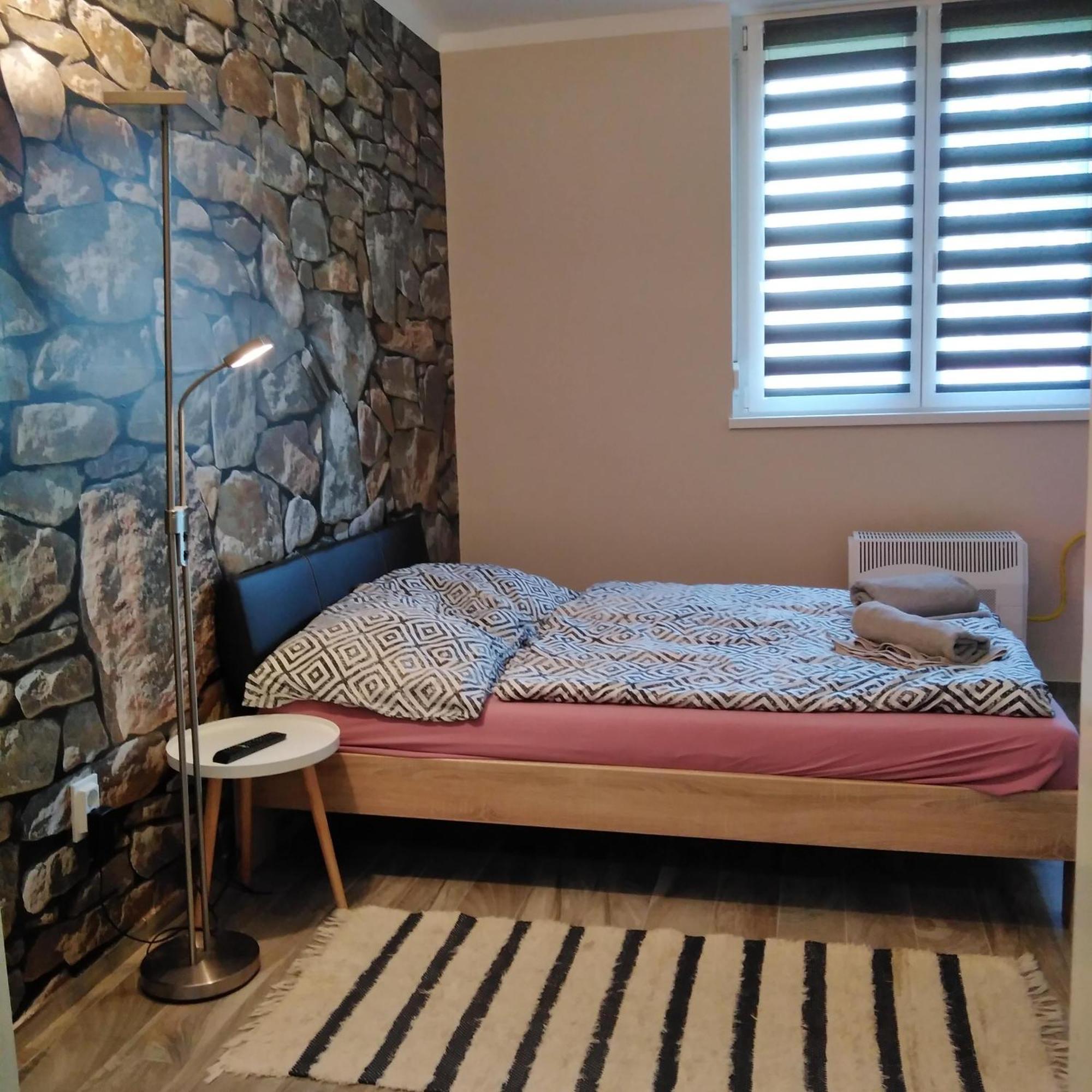 Dési apartman Kaposvar Bagian luar foto